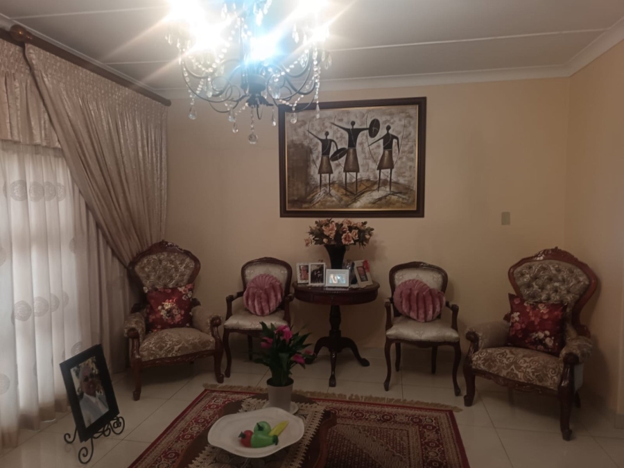 4 Bedroom Property for Sale in Monument Heights Northern Cape